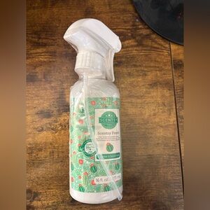 Scentsy Fresh Spray in Cucumber & Cactus Water